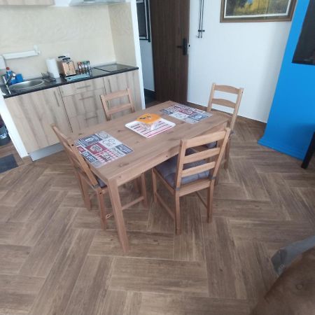 Apartamento De Lujo En La Sierra Бесерріль-де-ла-Сьєрра Екстер'єр фото